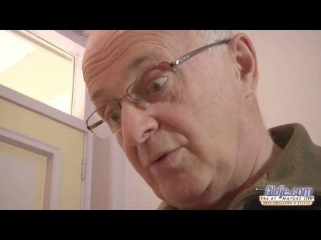 Grandpa Shags Young Woman Gorgeous Sleazy She Swallows Jizz .