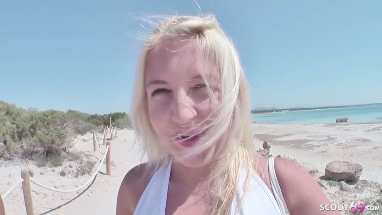 german blond 18yr old young woman seduce to sex at beach of