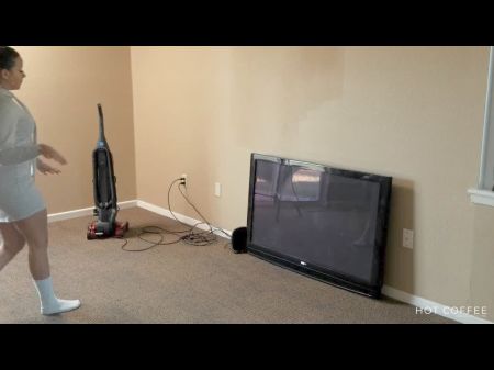 Curvy Latina Wife Cheats On Her Life Partner With The Cable
