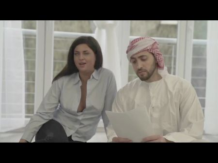 Coco De Mal Copulates Her Arab Classman 5 Minute Porn: Porno 2d