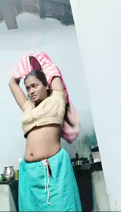 Www Kutty - desi aunty stripping for her companion , free hd porn e9 - anybunny.com
