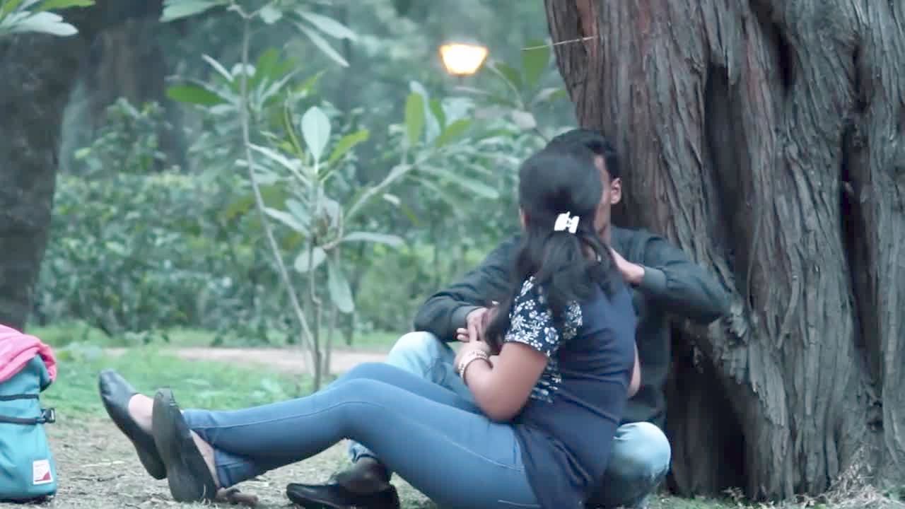 indian kissing prank video5 , free xxx video 49 - anybunny.com