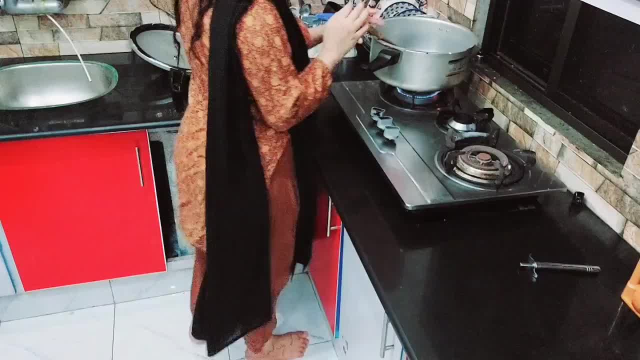 desi housewife fucked roughly in kitchen while she is cooking with hindi audio image
