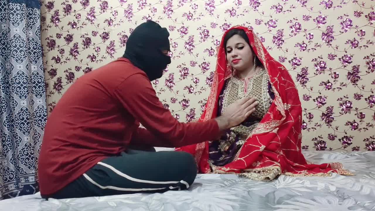 indian suhagraat sex_first night of wedding romantic lovemaking with hindi voice photo