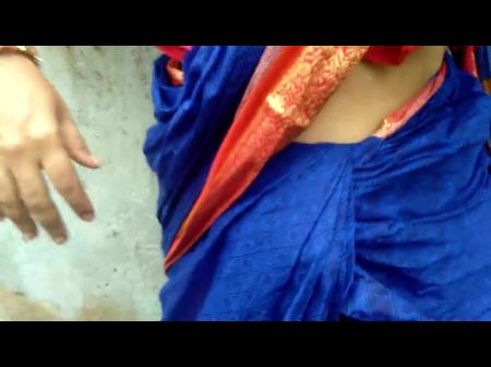 Desi Indian Bhabhi Community Outdoor Ginormous Tits Display Collection