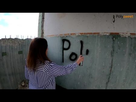 Nearly Caught Painting Graffiti Audience Pegging: Hd Porn 3 Dimensional