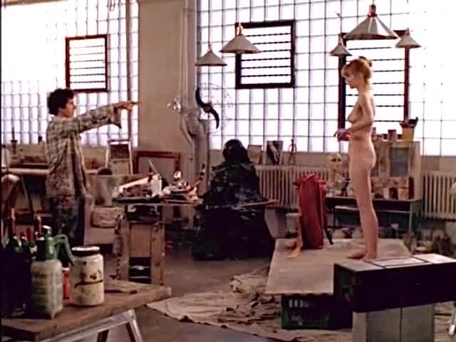 Laura Linney Full Frontal Unclothed In Labyrinth Gig From