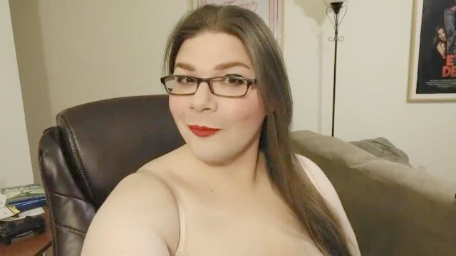 Tg Plus Sized Beauty Amatuer Maryjane Lap Dances And Cums